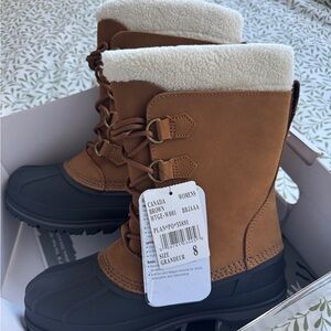 NWT Baffin Canada Waterproof Winter Boots - Women's Size 8